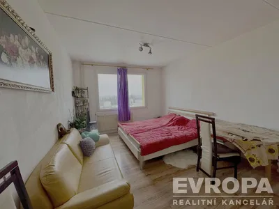 Küche; küchengeräte, holzboden, tageslicht, moderner stil