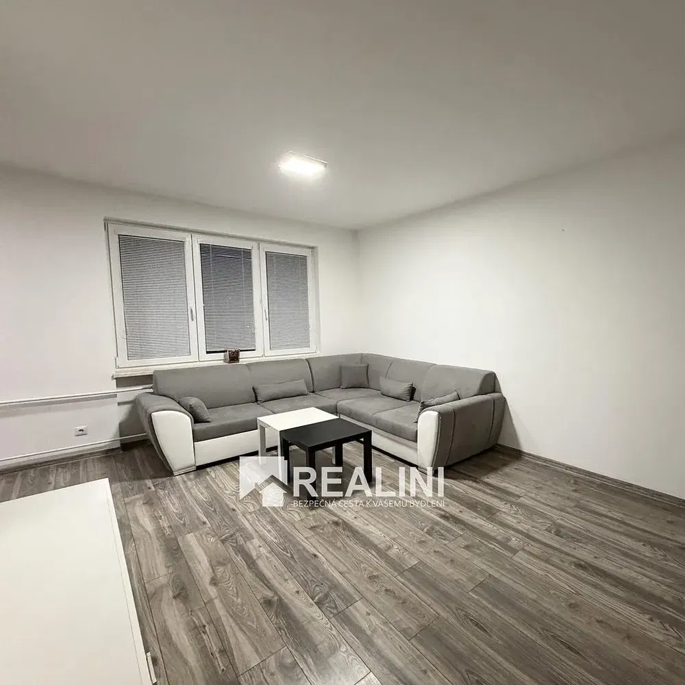 Küche; küchengeräte, holzboden, tageslicht, moderner stil