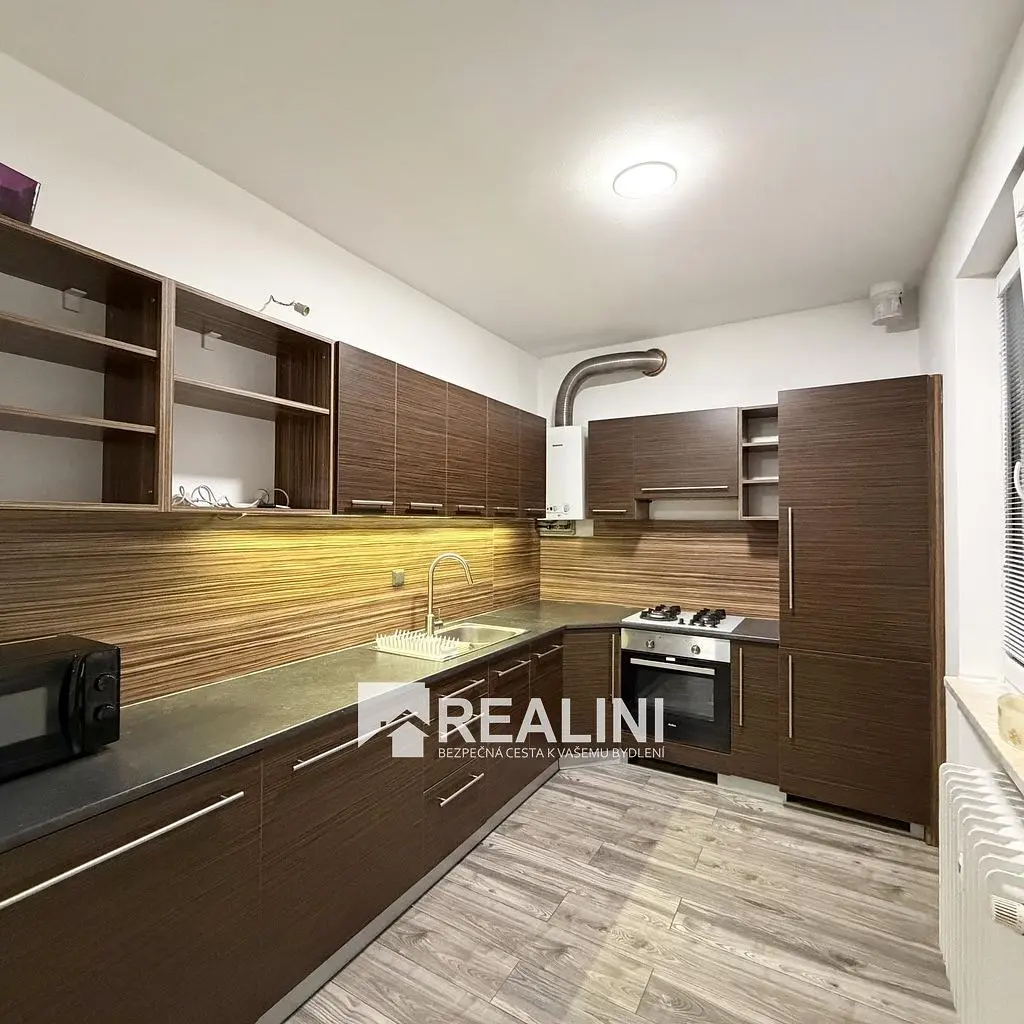 Küche; küchengeräte, holzboden, tageslicht, moderner stil