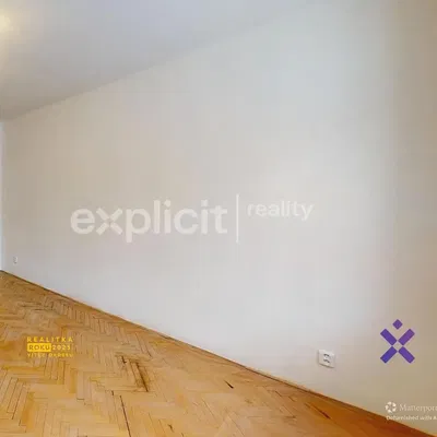 Kitchen; kitchen appliances, wood floor, natural light, modern style