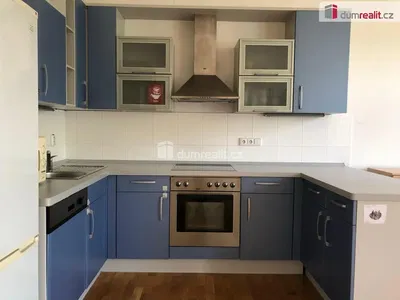 Wohnzimmer; holzboden, tageslicht, moderner stil