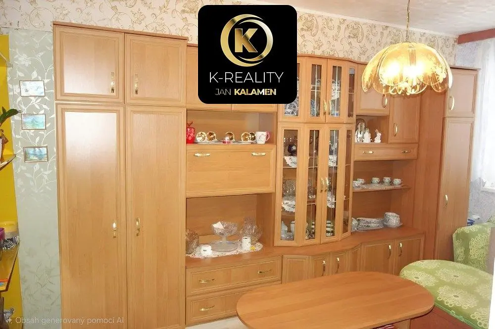 Кухня; кухненски уреди, дървен под, естествена светлина, модерен стил