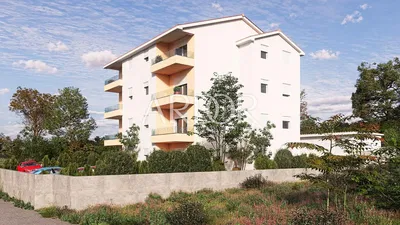 Кухиња; кухињски апарати, дрвени под, природно светло, модерни стил