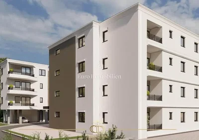 Obývací pokoj; dřevěná podlaha, přirozené světlo, moderní styl