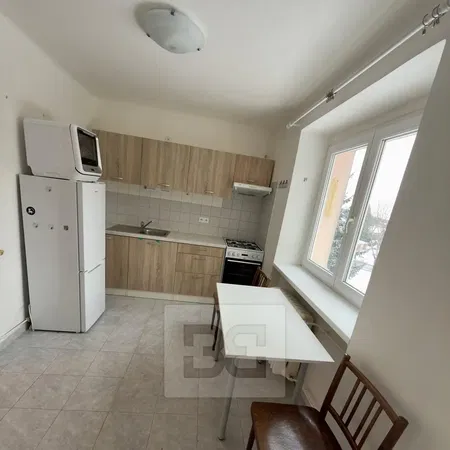 Wohnzimmer; holzboden, tageslicht, moderner stil