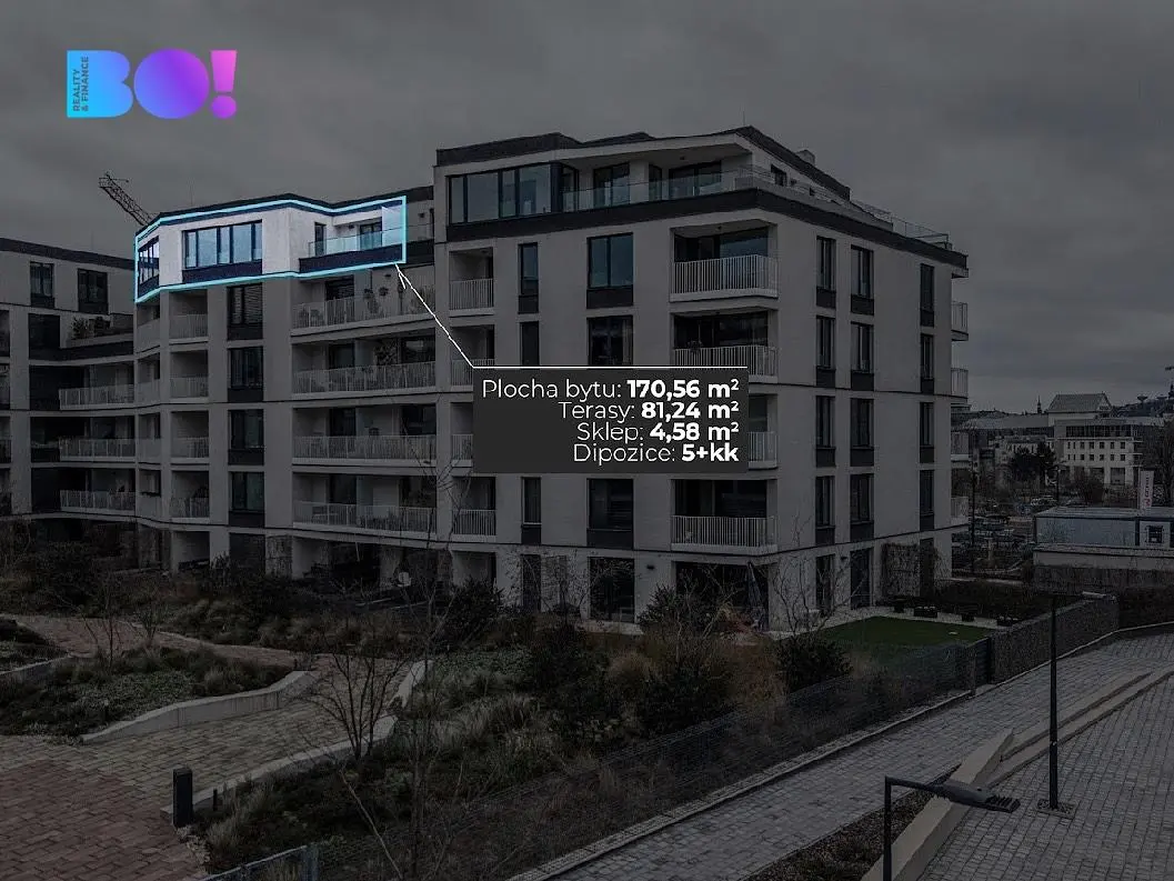 Living room; wood floor, natural light, modern style, high ceiling