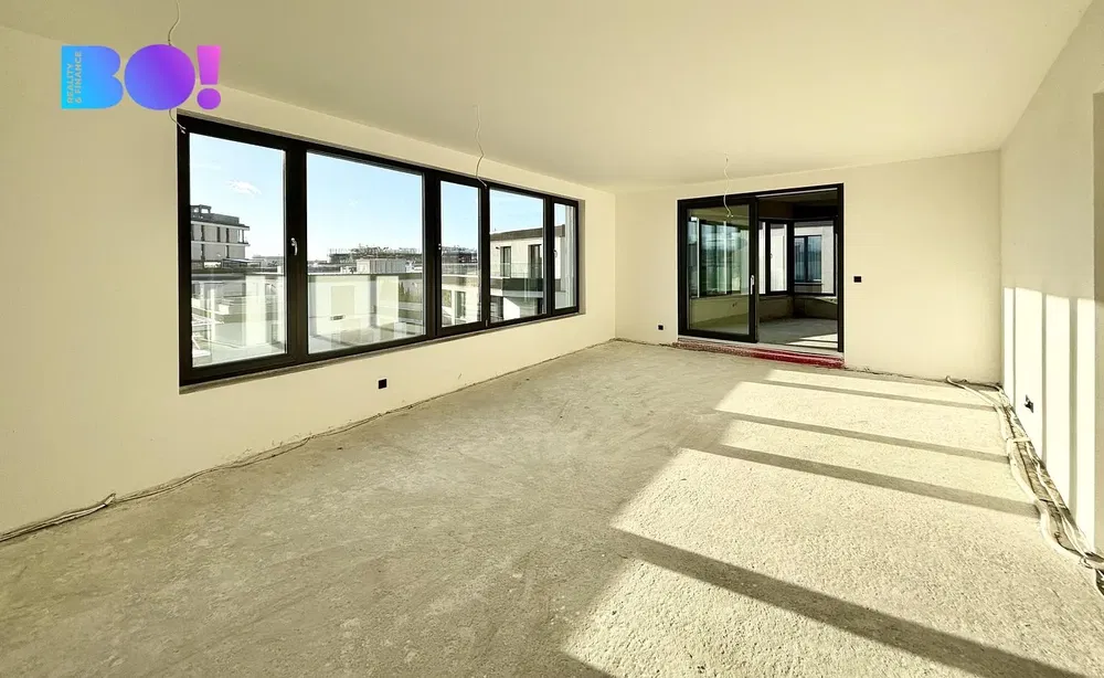 Living room; wood floor, natural light, modern style