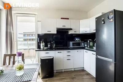 Wohnzimmer; holzboden, tageslicht, moderner stil