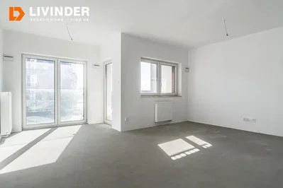 Woonkamer; houten vloer, natuurlijk licht, moderne stijl