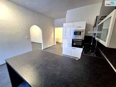 Küche; küchengeräte, holzboden, tageslicht, moderner stil