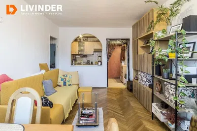 Cozinha; eletrodomésticos, chão de madeira, luz natural, estilo moderno