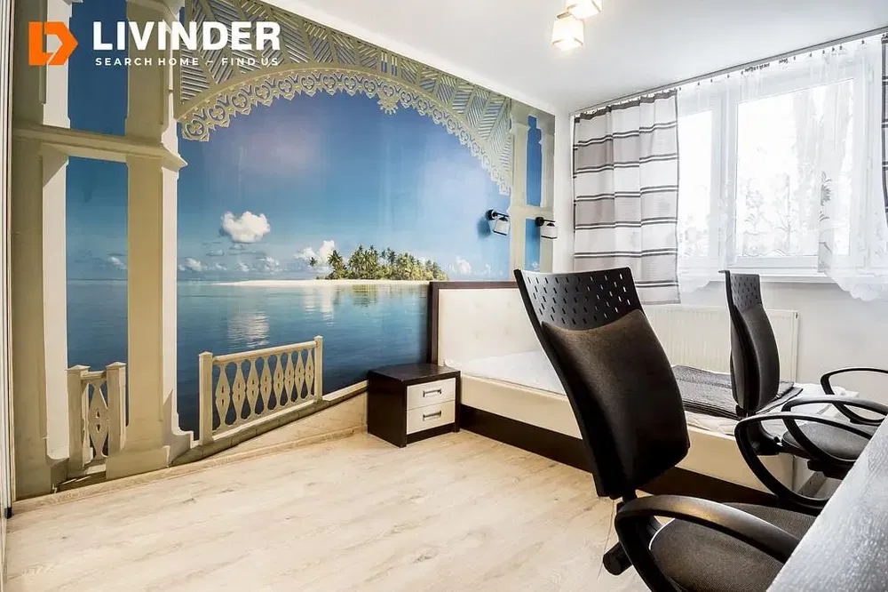 Küche; küchengeräte, holzboden, tageslicht, moderner stil