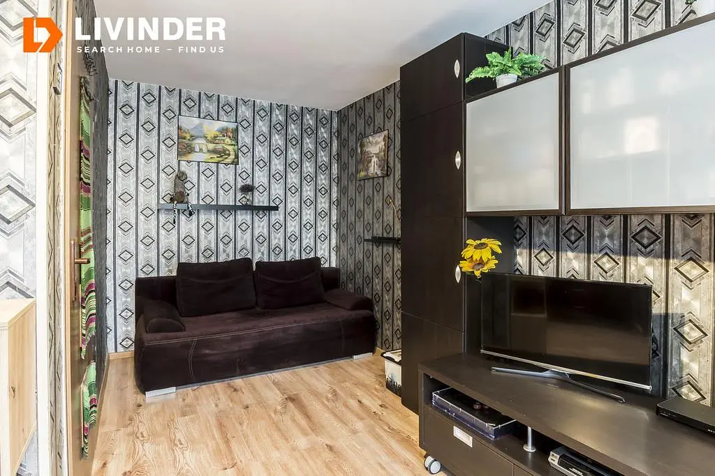 Cuisine; électroménager, parquet, lumière naturelle, style moderne