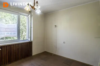 Kuchnia; sprzęt kuchenny, podłoga drewniana, światło dzienne, styl nowoczesny