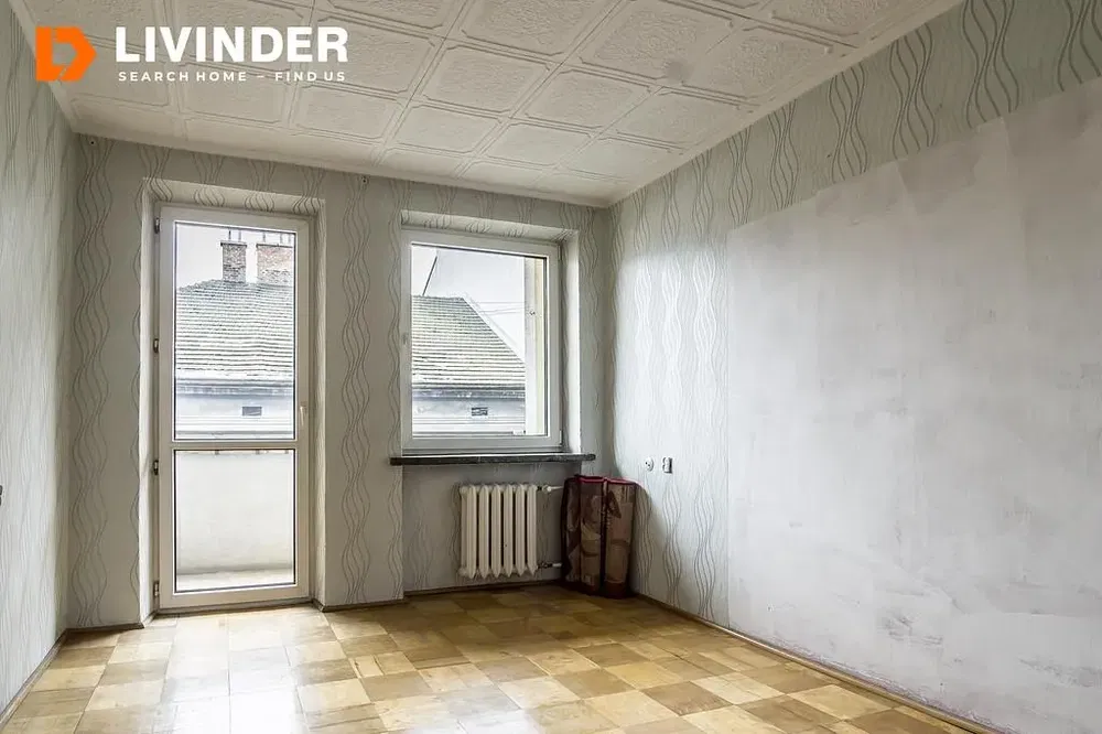 Kuchnia; sprzęt kuchenny, podłoga drewniana, światło dzienne, styl nowoczesny