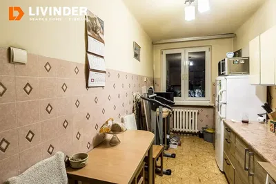 Дневна соба; дрвени под, природно светло, модерни стил