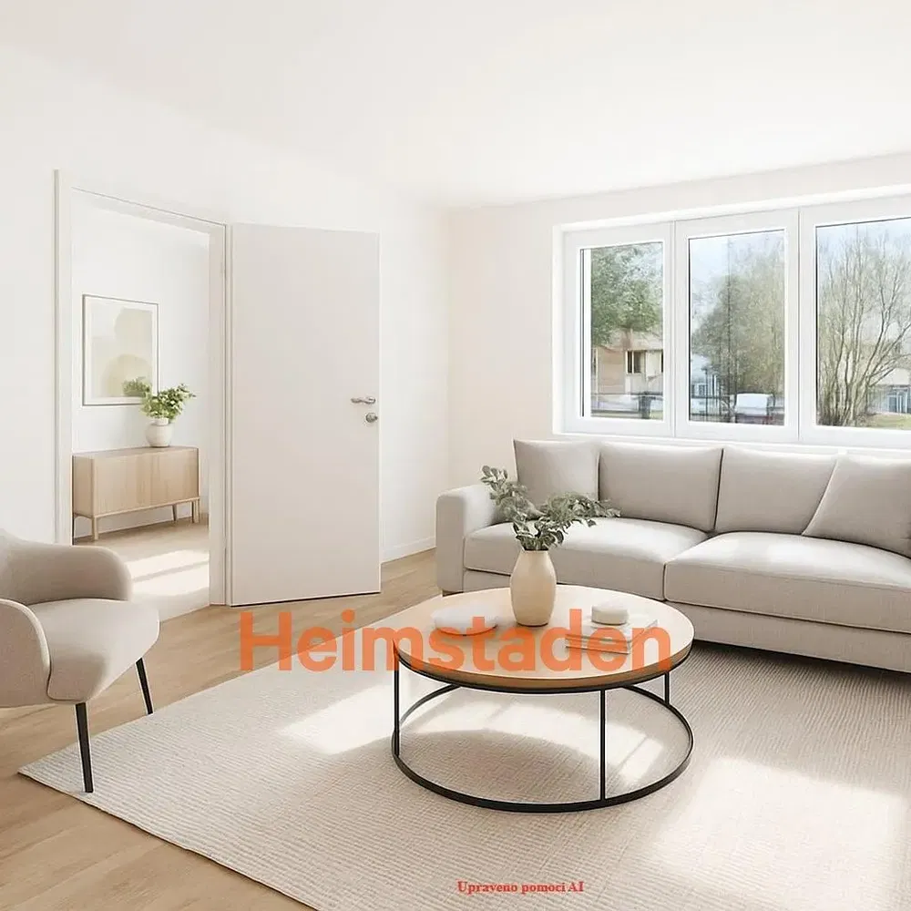 Salon; parquet, lumière naturelle, style moderne