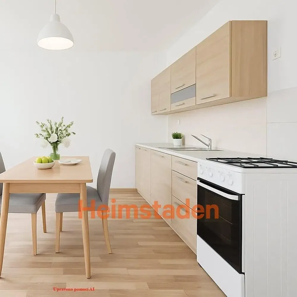 Cuisine; électroménager, parquet, lumière naturelle, style moderne