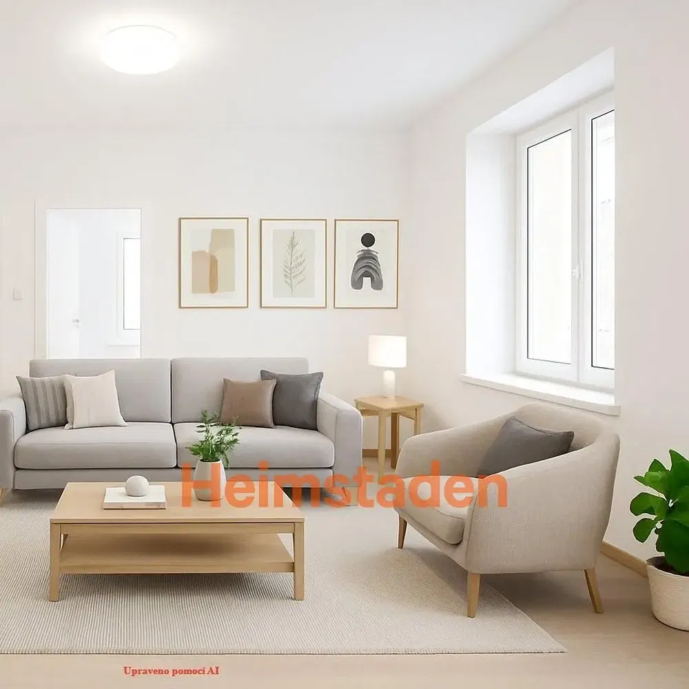 Cozinha; eletrodomésticos, chão de madeira, luz natural, estilo moderno