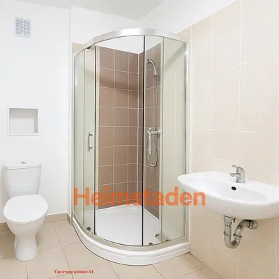 Obývačka; drevená podlaha, prirodzené svetlo, moderný štýl