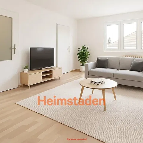 Keuken; keukenapparatuur, houten vloer, natuurlijk licht, moderne stijl