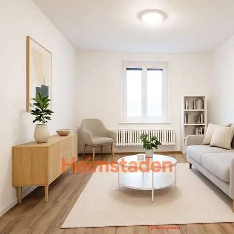 Kuchyňa; kuchynské spotrebiče, drevená podlaha, prirodzené svetlo, moderný štýl