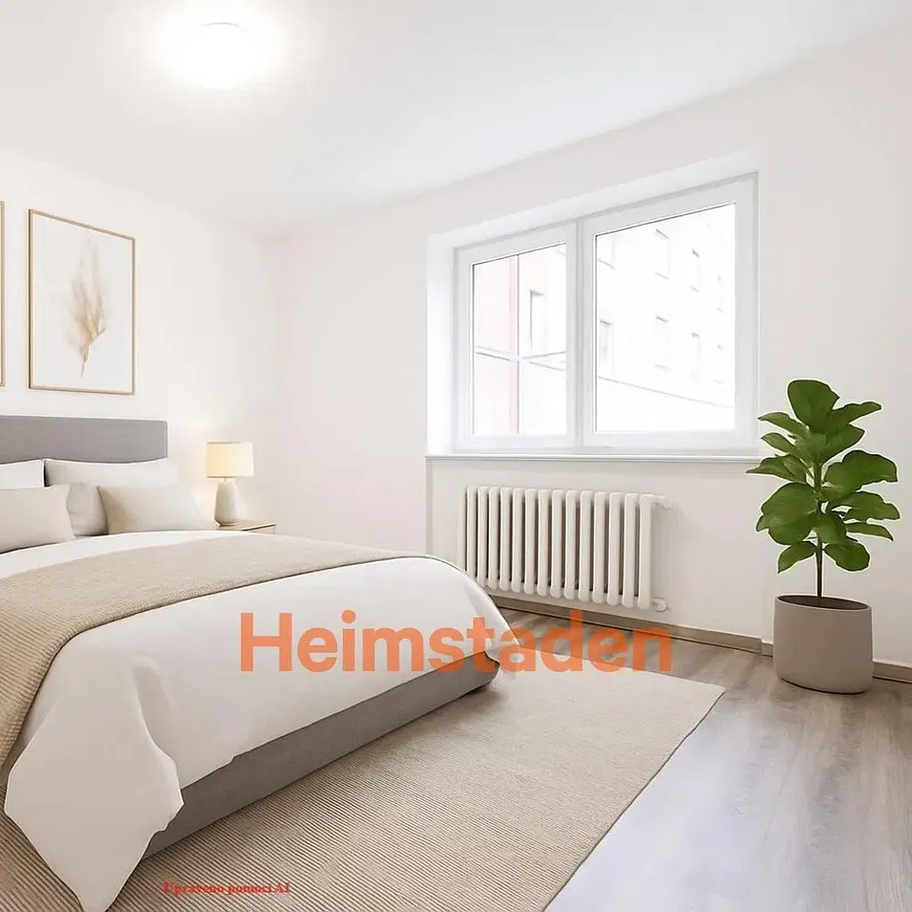 Keuken; keukenapparatuur, houten vloer, natuurlijk licht, moderne stijl