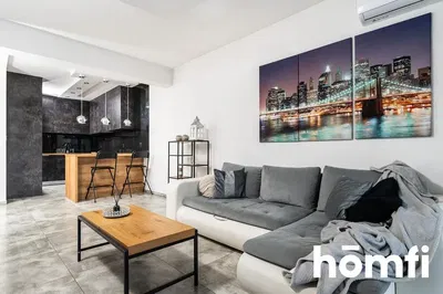 Küche; küchengeräte, holzboden, tageslicht, moderner stil