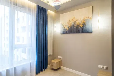 Mutfak; mutfak aletleri, fayans zemin, doğal ışık, modern stil