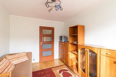 Cuisine; électroménager, parquet, lumière naturelle, style moderne