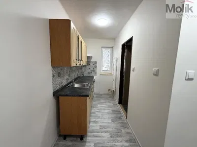 Küche; küchengeräte, holzboden, tageslicht, moderner stil