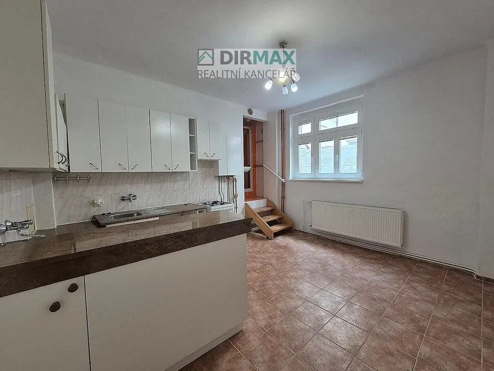 Wohnzimmer; holzboden, tageslicht, moderner stil