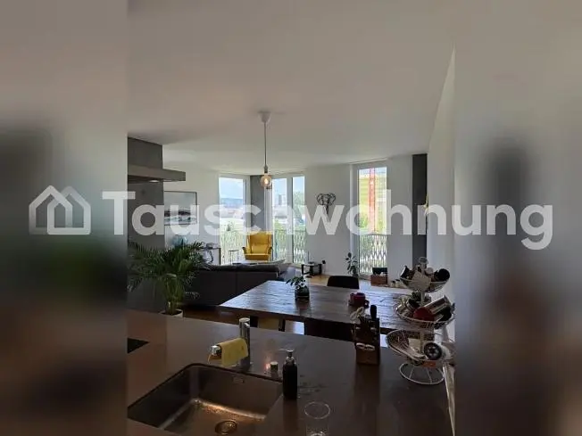 Küche; küchengeräte, holzboden, tageslicht, moderner stil