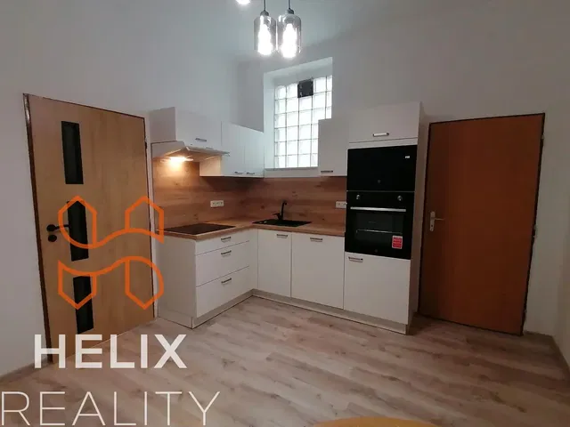 Salon; parquet, lumière naturelle, style moderne