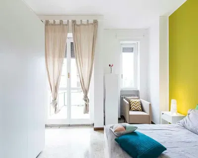 Cuisine; électroménager, parquet, lumière naturelle, style moderne