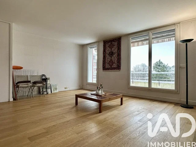 مطبخ; أجهزة المطبخ, أرضية خشبية, ضوء طبيعي, أسلوب عصري
