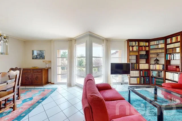 Wohnzimmer; holzboden, tageslicht, moderner stil