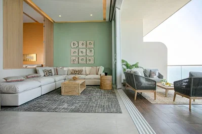 Salon; parquet, lumière naturelle, style moderne