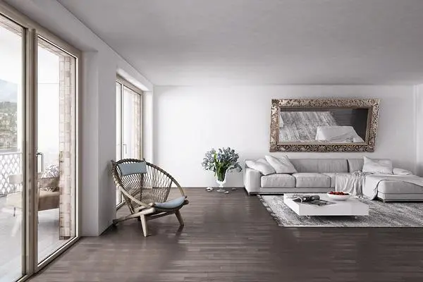 Kuhinja; kućanski aparati, drveni pod, prirodna svjetlost, moderan stil