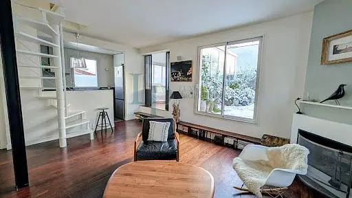 Kitchen; kitchen appliances, wood floor, natural light, modern style