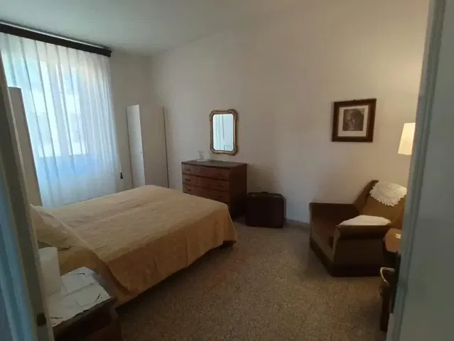 Wohnzimmer; holzboden, tageslicht, moderner stil