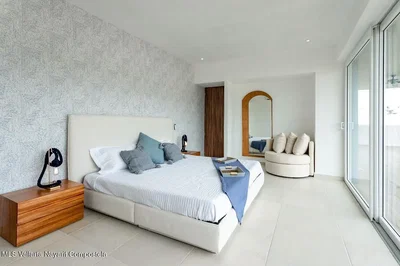 Cuisine; électroménager, parquet, lumière naturelle, style moderne