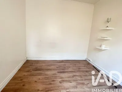 Wohnzimmer; holzboden, tageslicht, moderner stil