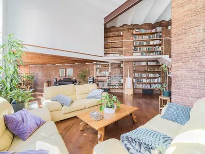 غرفة معيشة; أرضية خشبية, ضوء طبيعي, أسلوب عصري