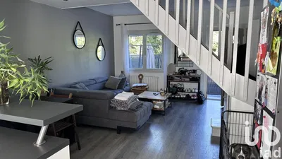 مطبخ; أجهزة المطبخ, أرضية خشبية, ضوء طبيعي, أسلوب عصري