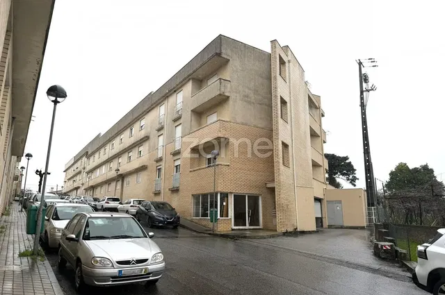 Küche; küchengeräte, holzboden, tageslicht, moderner stil