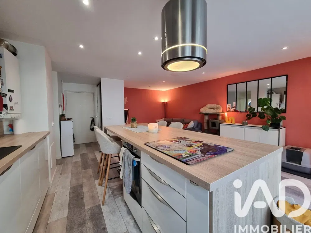 Wohnzimmer; holzboden, tageslicht, moderner stil