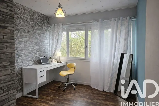 Küche; küchengeräte, holzboden, tageslicht, moderner stil