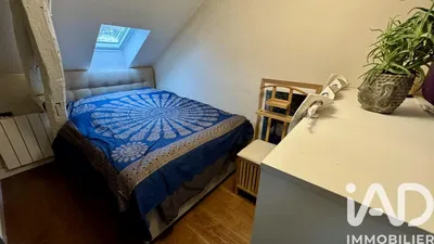 Küche; küchengeräte, holzboden, tageslicht, moderner stil