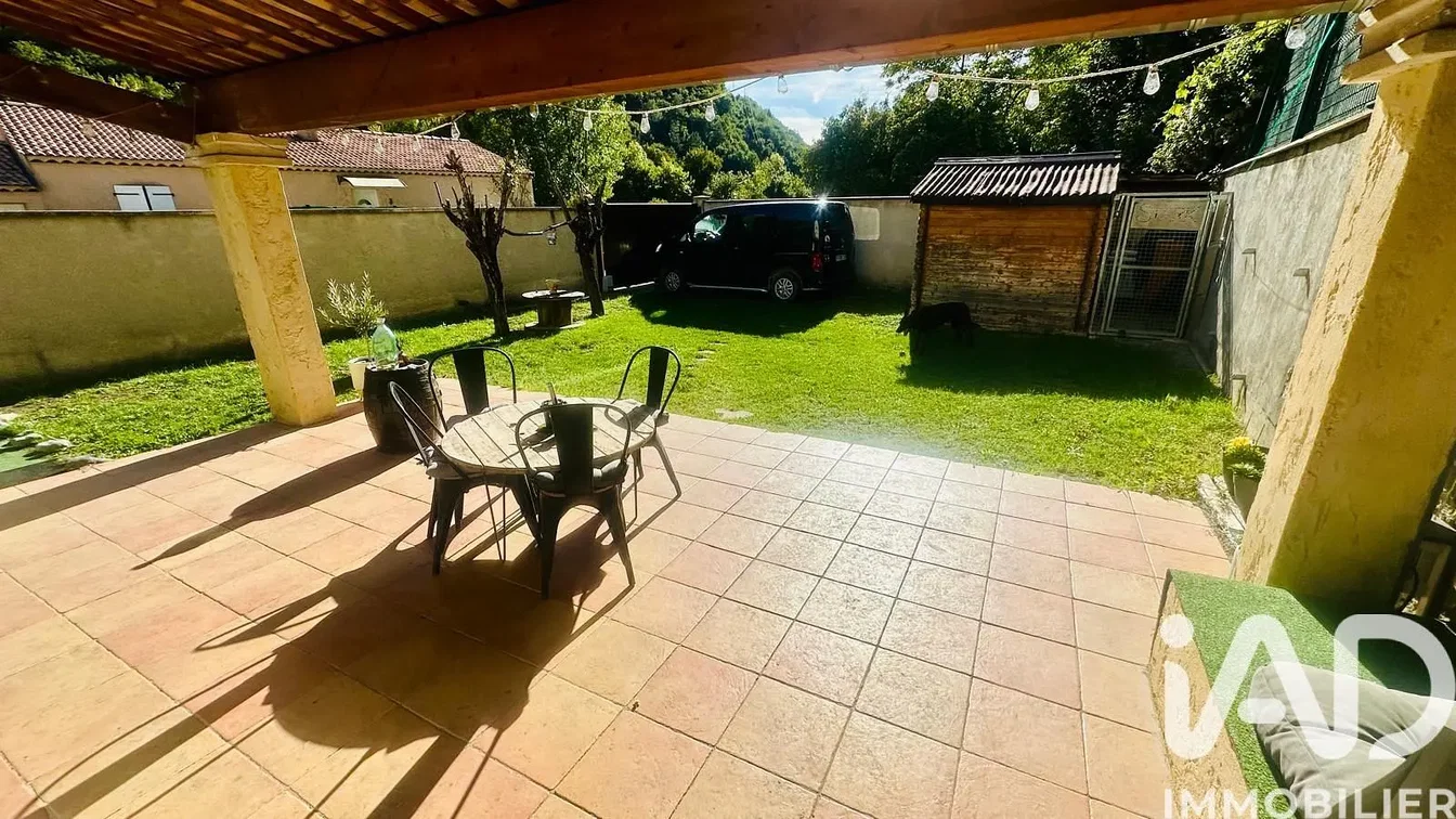 Wohnzimmer; holzboden, tageslicht, moderner stil